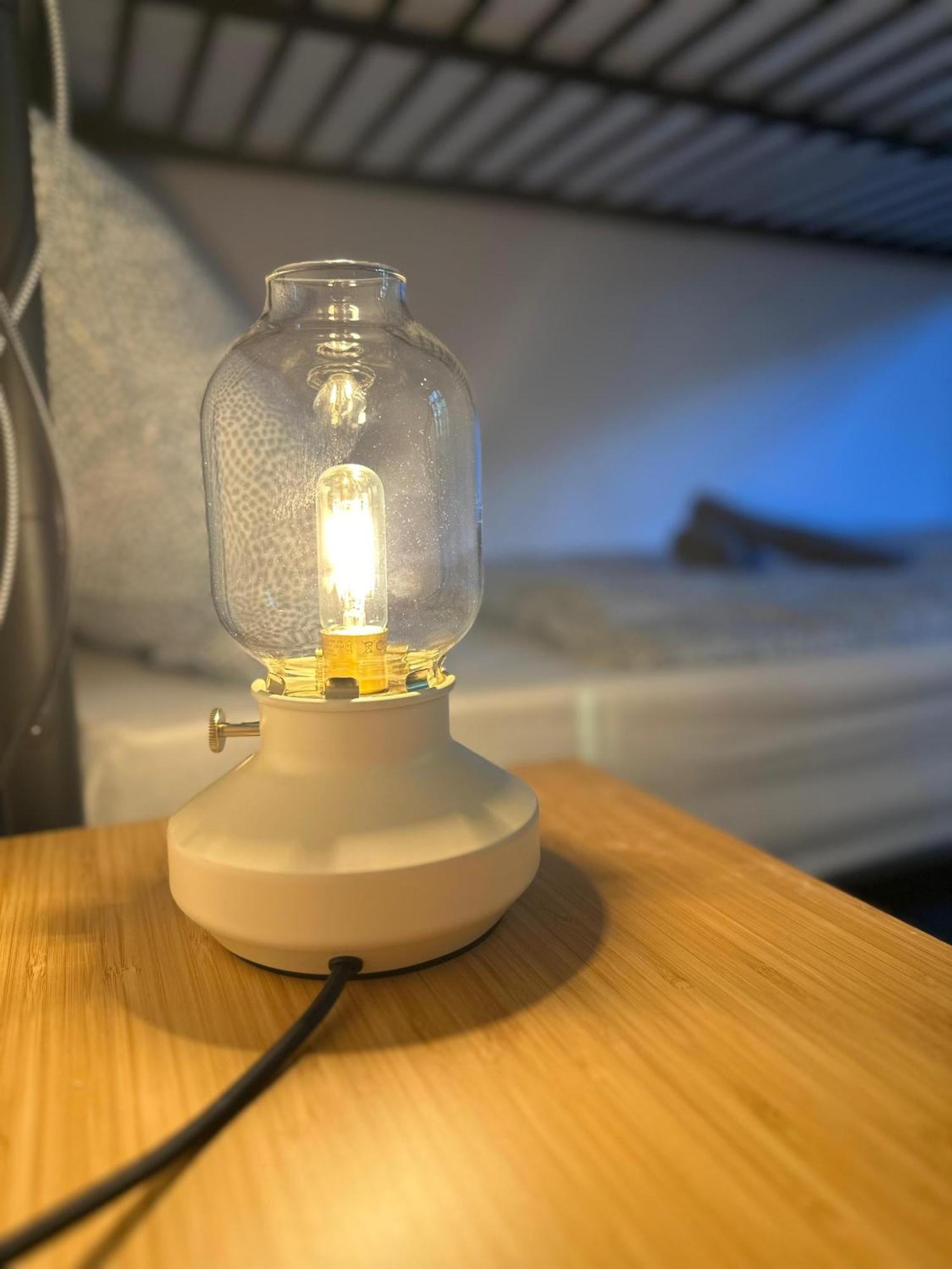 Maisonettewohnung Im Loft Stil Mit Wunderschoener Terrasse カールスルーエ エクステリア 写真