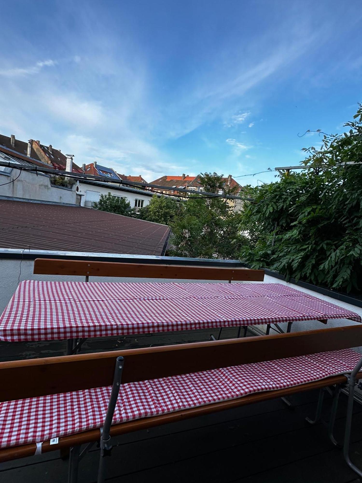 Maisonettewohnung Im Loft Stil Mit Wunderschoener Terrasse カールスルーエ エクステリア 写真