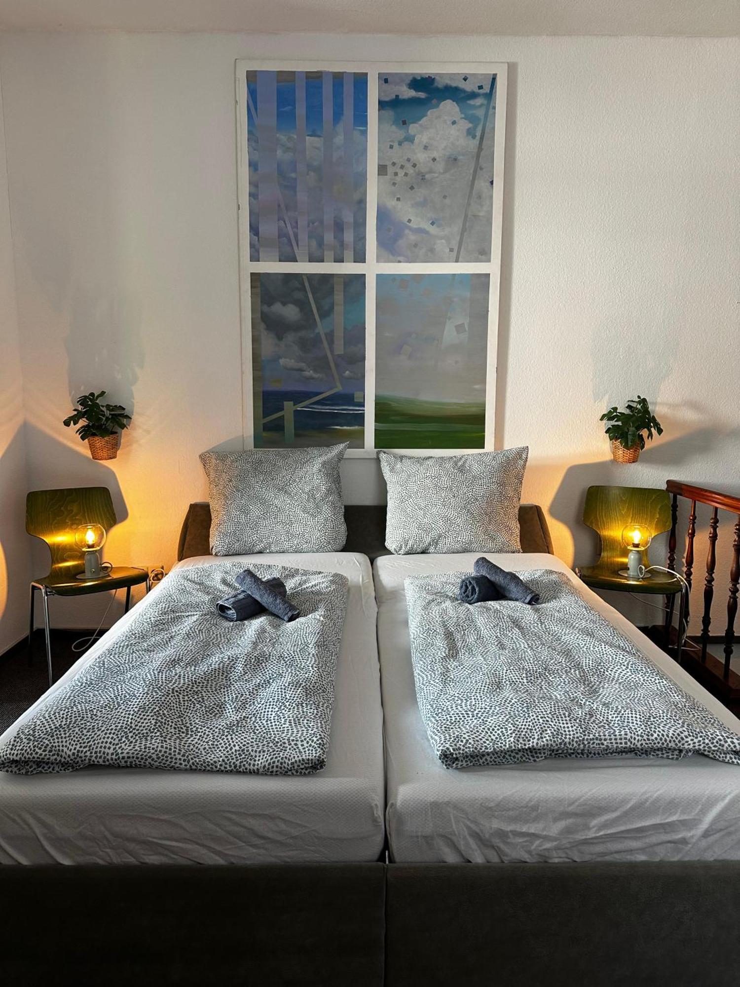 Maisonettewohnung Im Loft Stil Mit Wunderschoener Terrasse カールスルーエ エクステリア 写真