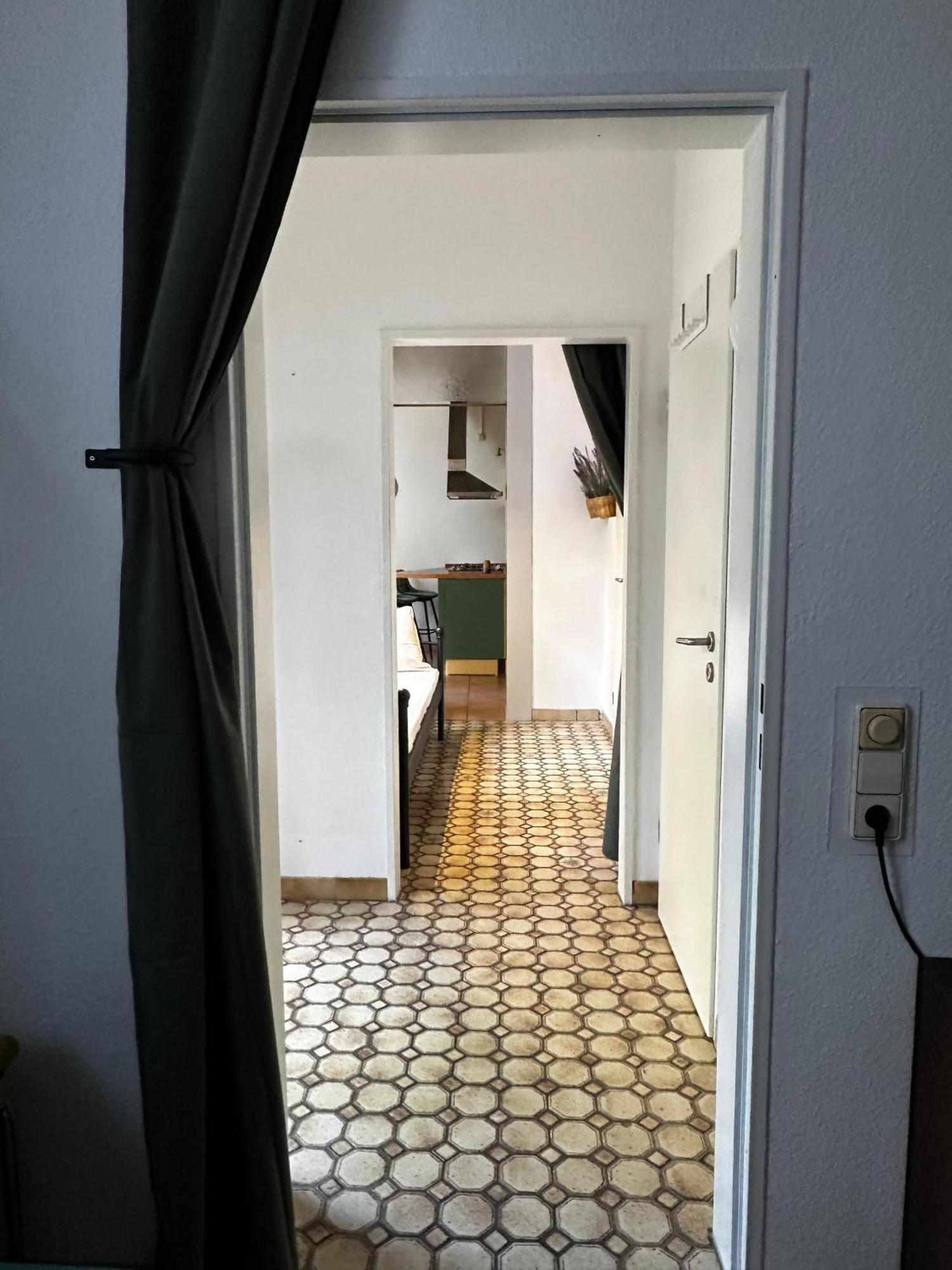 Maisonettewohnung Im Loft Stil Mit Wunderschoener Terrasse カールスルーエ エクステリア 写真
