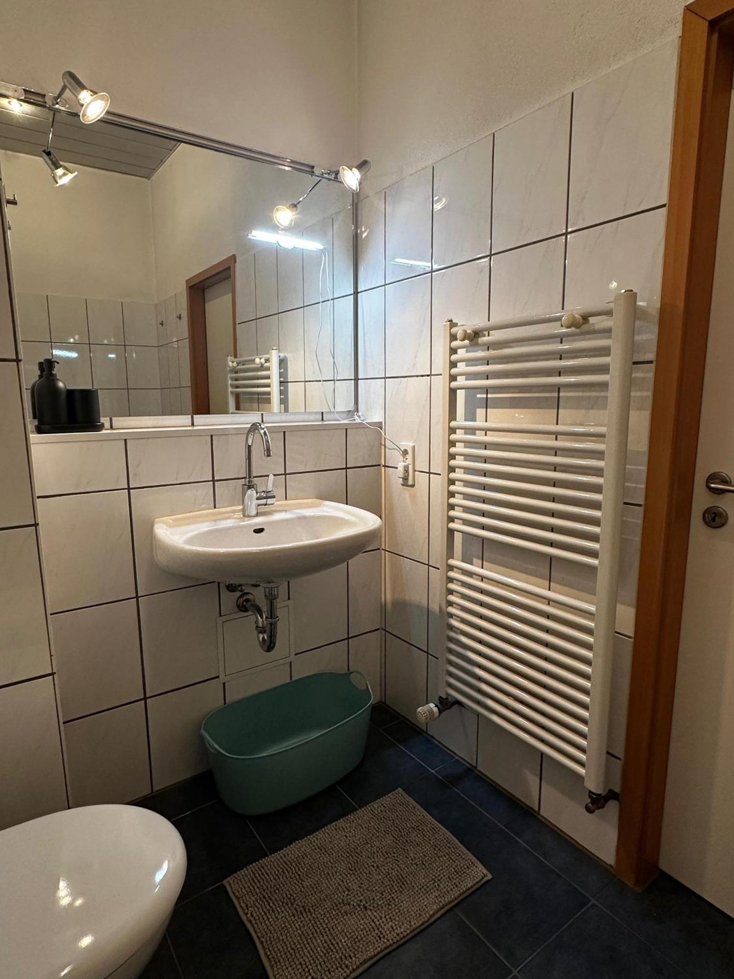 Maisonettewohnung Im Loft Stil Mit Wunderschoener Terrasse カールスルーエ エクステリア 写真